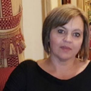 Meet your Posher, Dana